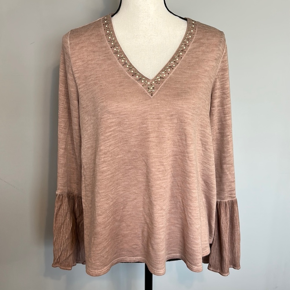 Knox Rose Boho Dusty Rose Beaded V Neck Wizard Quarter Sleeve Babydoll Blouse